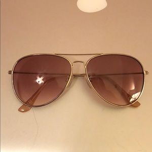 tan aviators